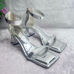 GOOD American Silver Block Heel Square Toe Ankle Strap Sandals Size 7